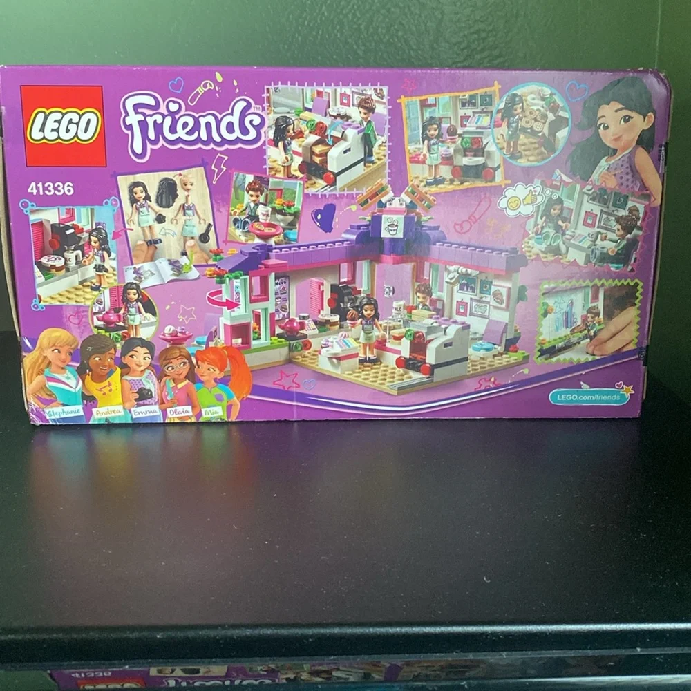Lego friends Emma’s art cafe 41336